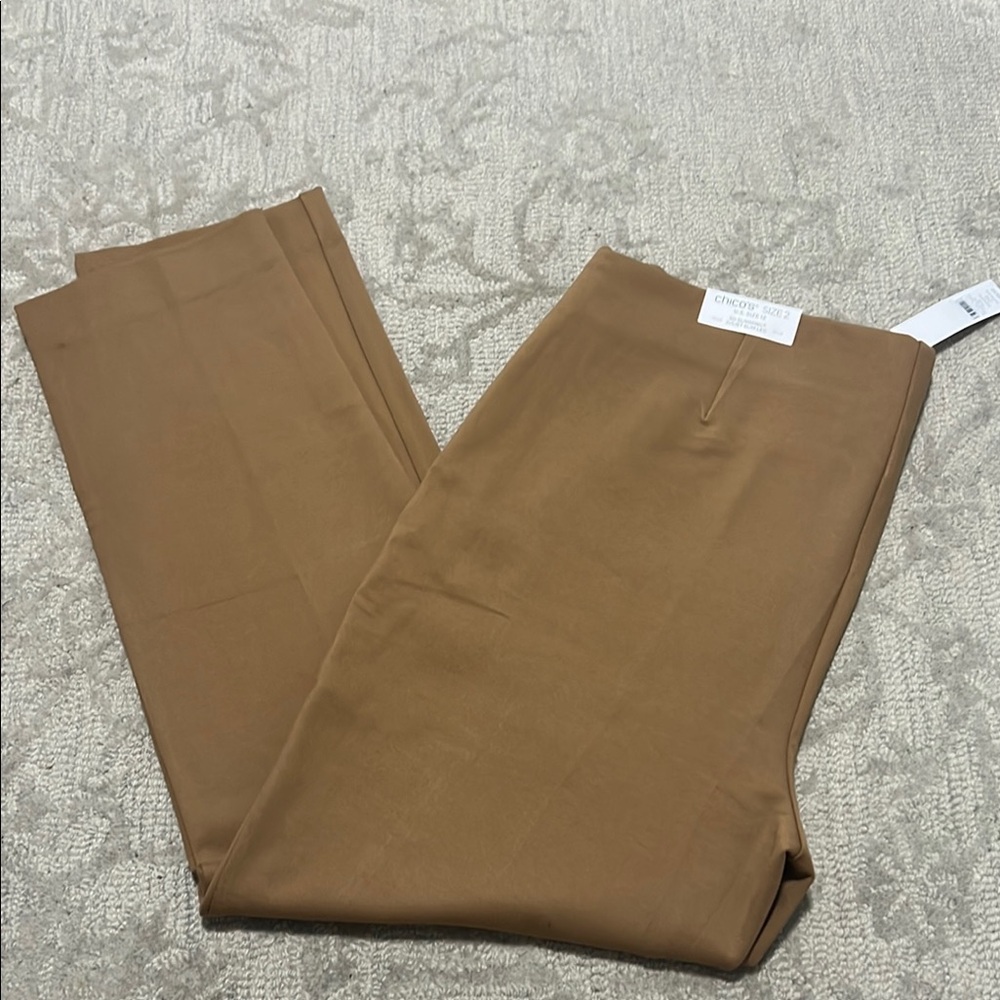 NWT Chico’s SZ 12 So Slimming Juliet Slim Leg Pant